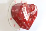 Supreme-Love – Original 3D Sculpture