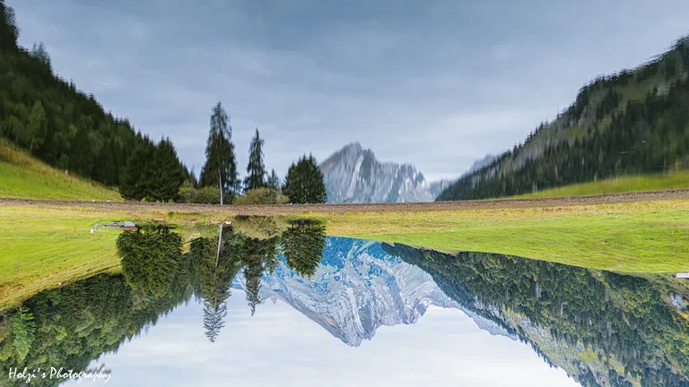 Wunderschöne Reflektion im Gräppelensee